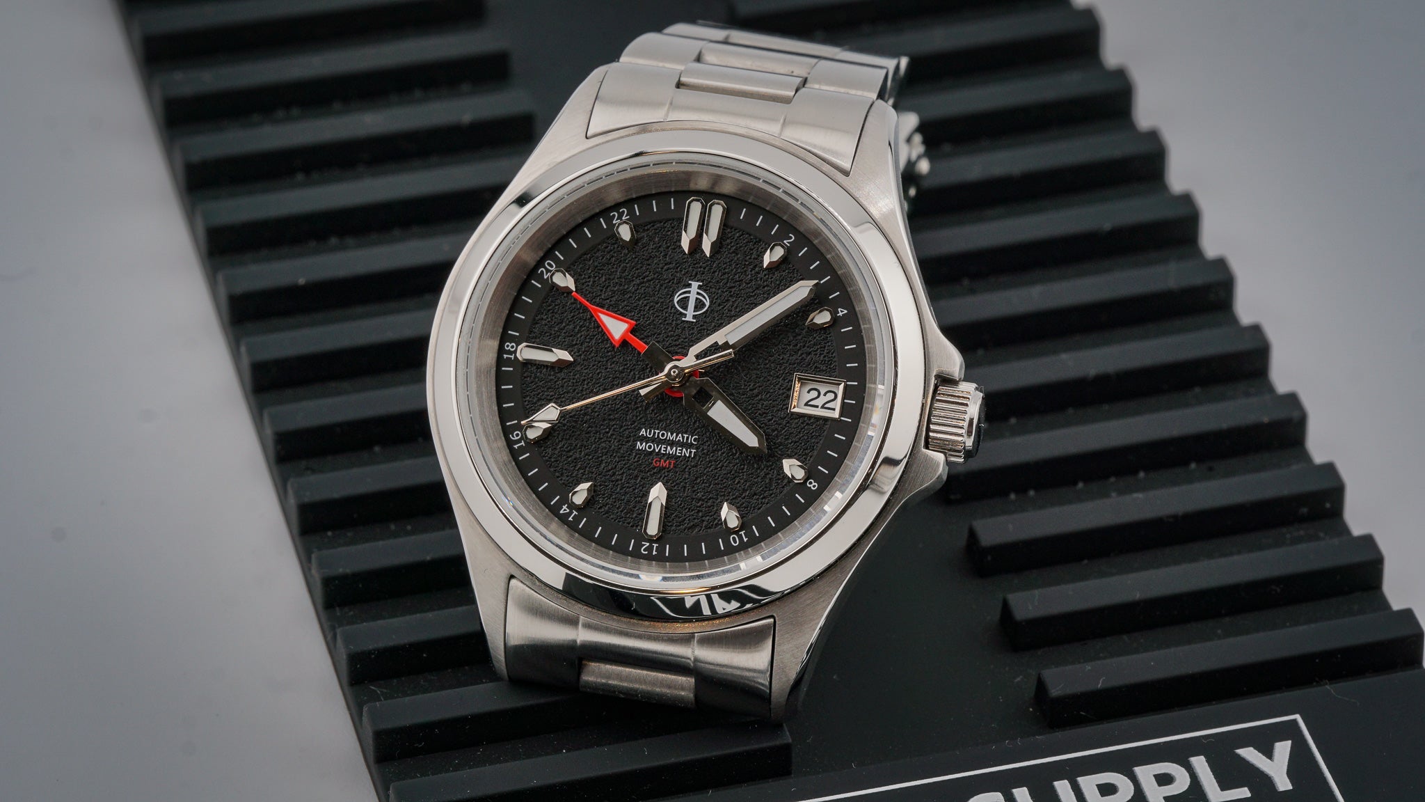 Voyager GMT - 39mm - Ref. 251111