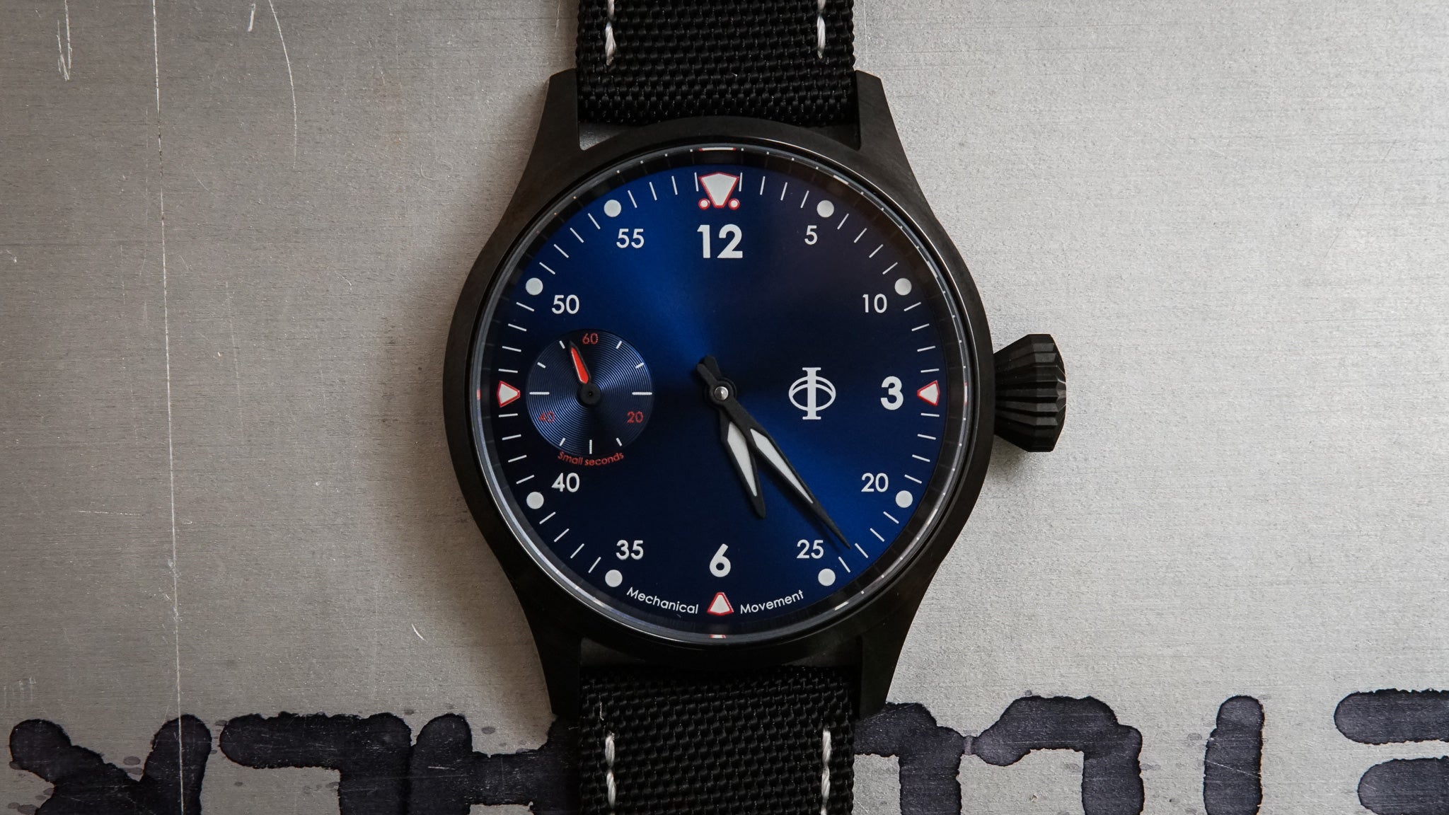 The Stirling Mark III - Sapphire Blue - Black - Ref. 271110B